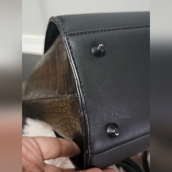 Aldo Black Hand /Cross Body Bag - Picture 10 of 16